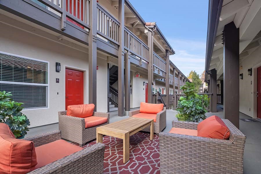 Seating by buildings