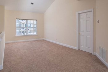 2 Silver Beech Court 2 Beds Apartment for Rent - Photo Gallery 6