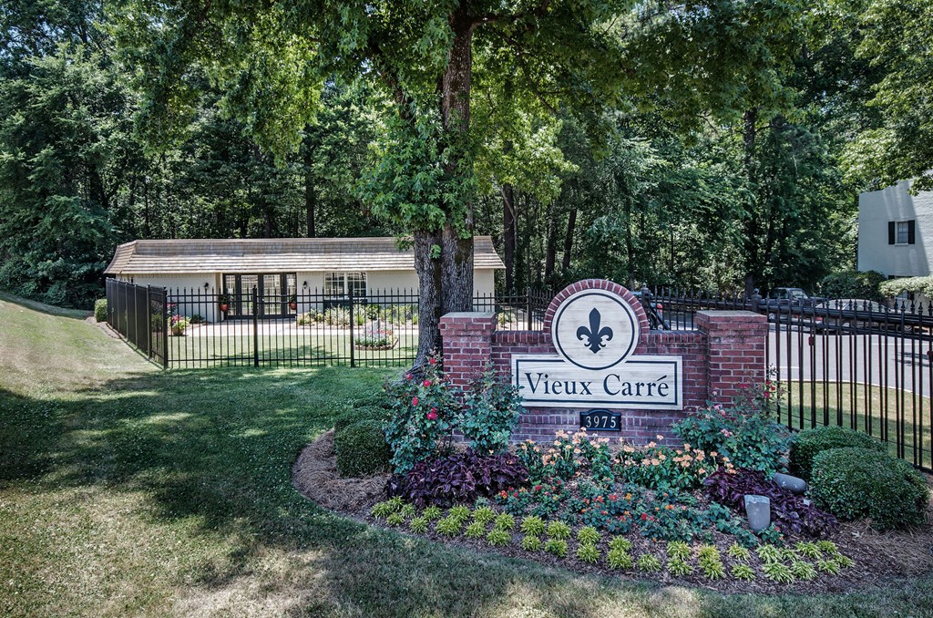 an image of the view center sign in front of a fence