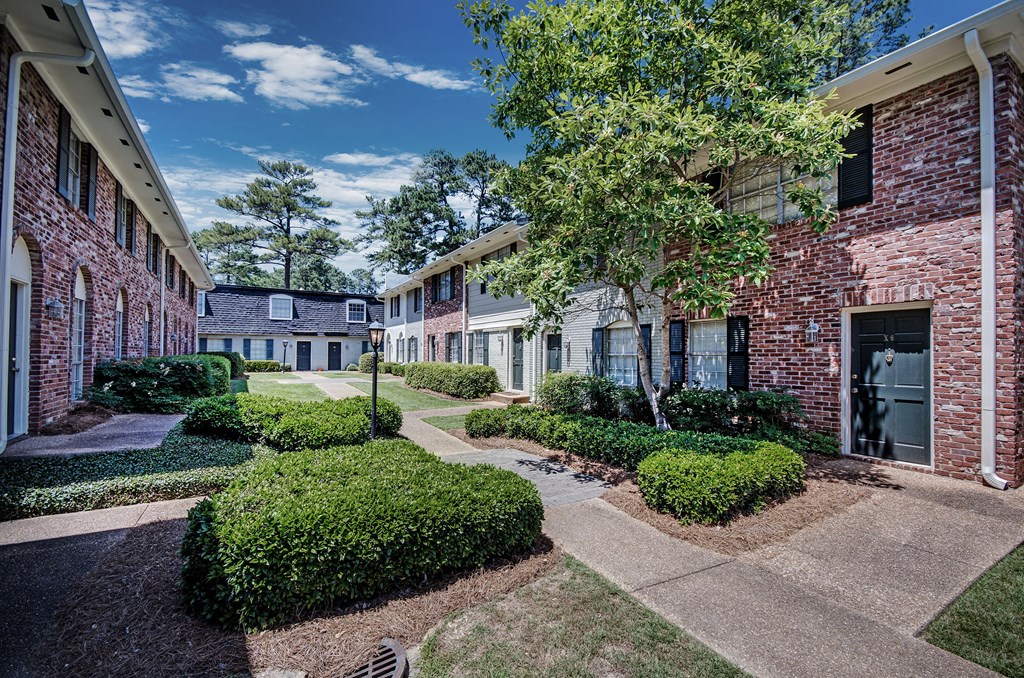 exterior view of the preserve at city center apartments