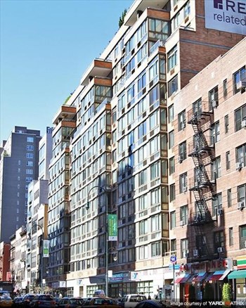 130 West 15th Street Studio-4 Beds Apartment for Rent - Photo Gallery 4