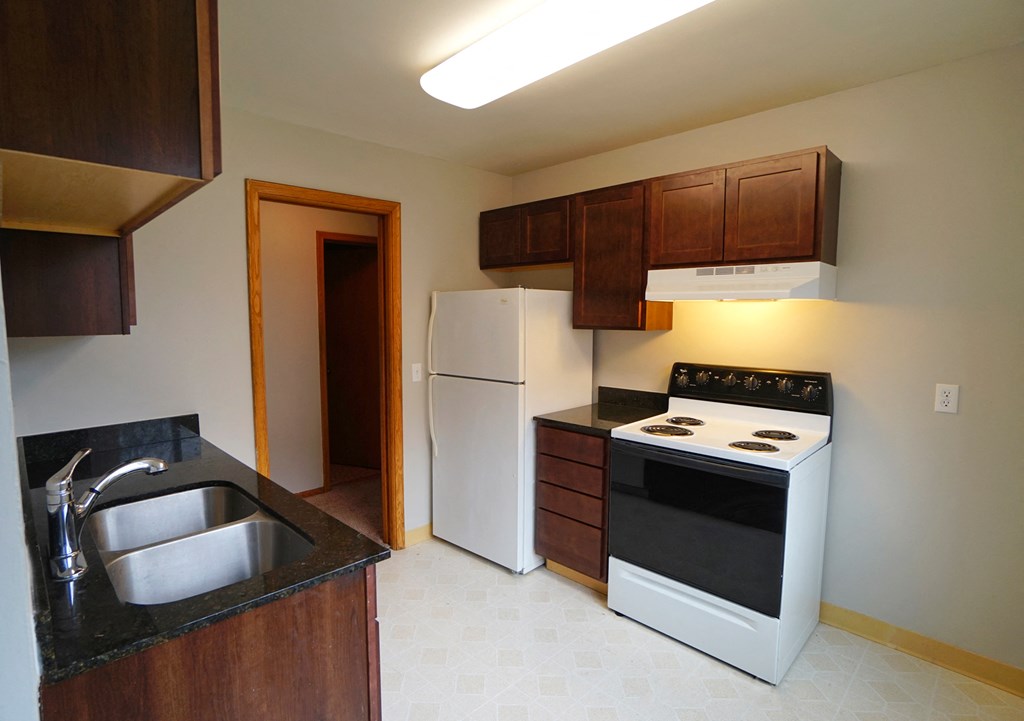 Como Lake Estates bedroom