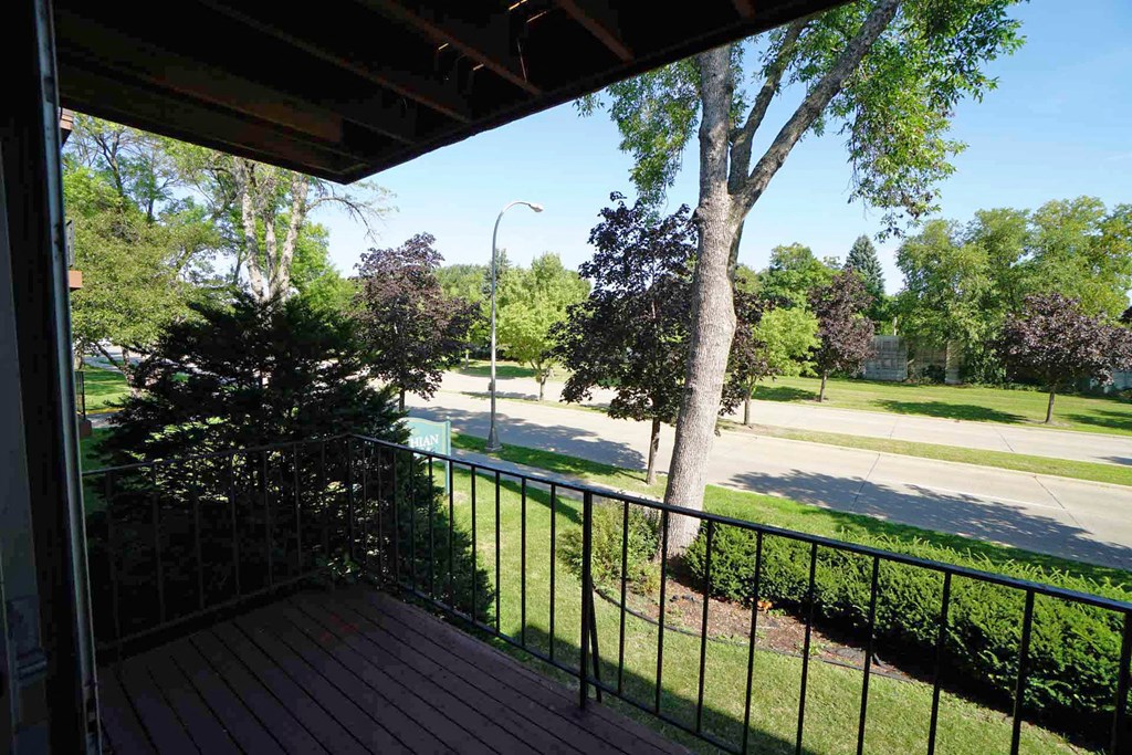 Corinthian Apartments