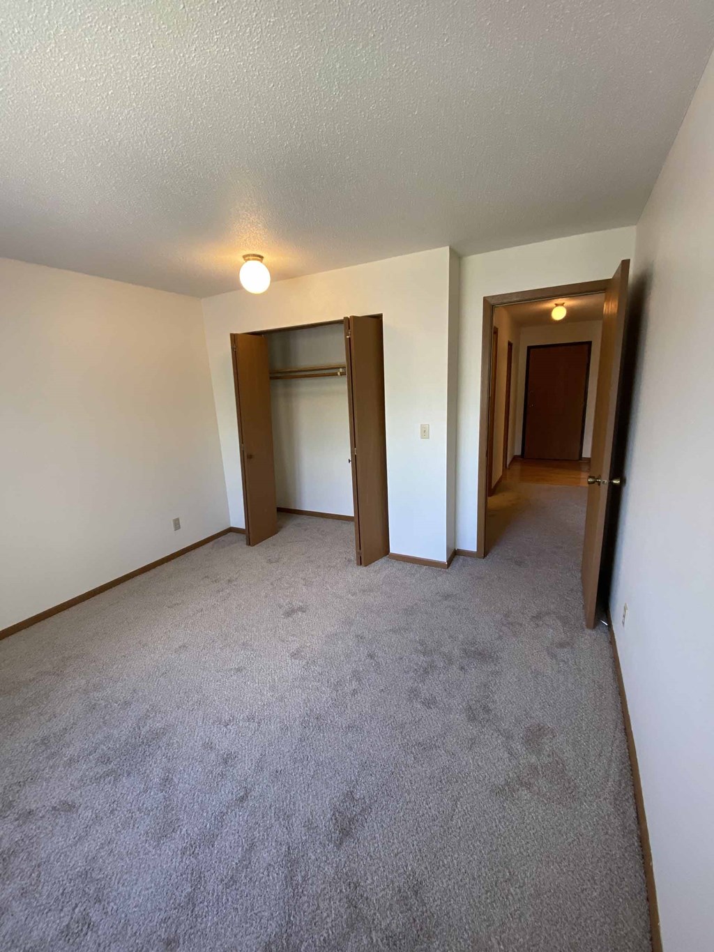 River Ridge Apartments