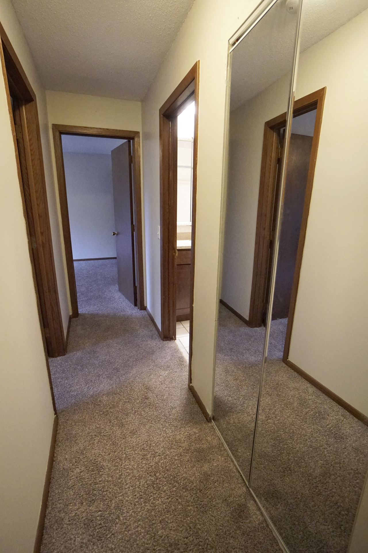 Edina Manor Apartments 2 bedroom