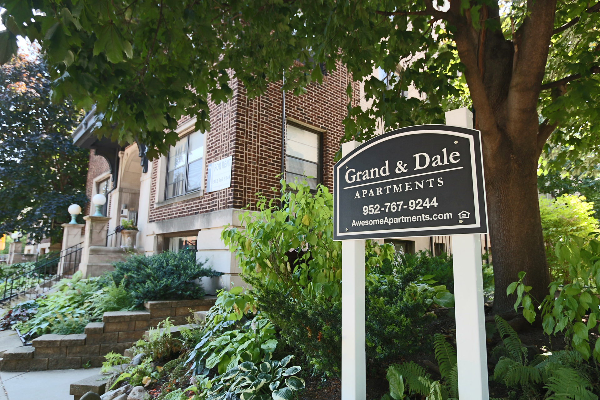 Grand & Dale Apartments exterior