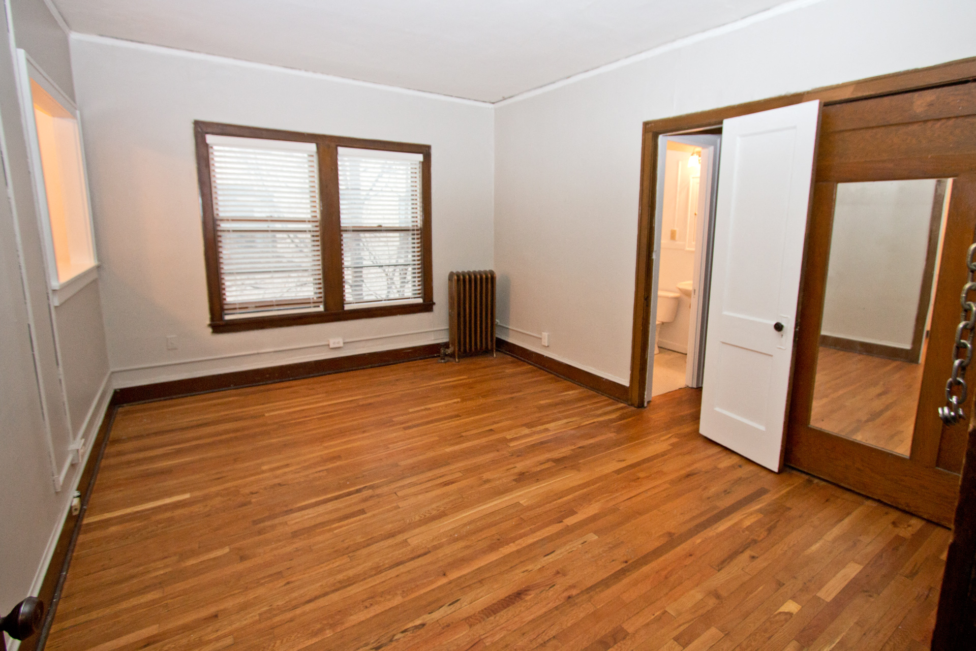 Grand & Dale Apartments studio