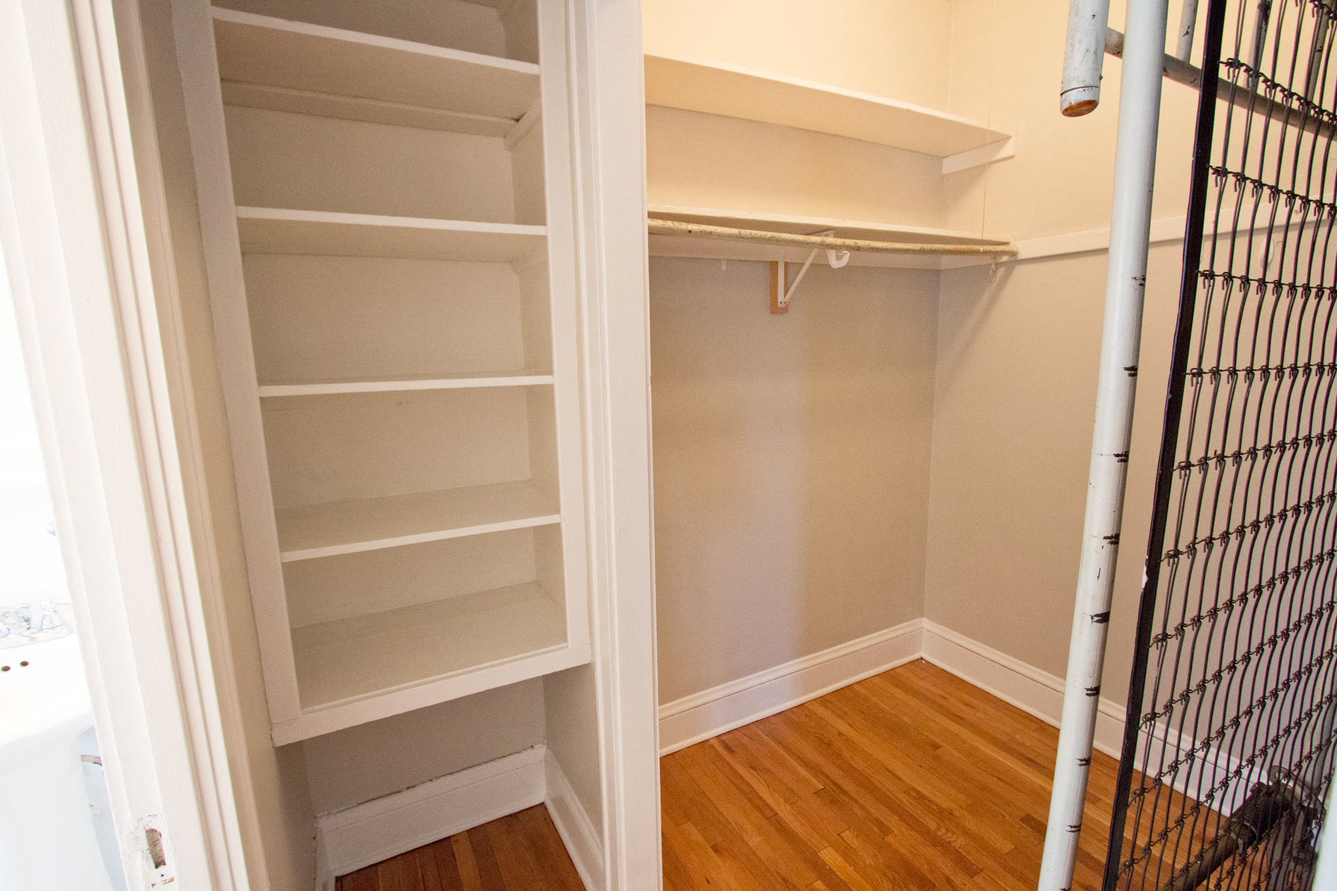 Grand & Dale Apartments studio