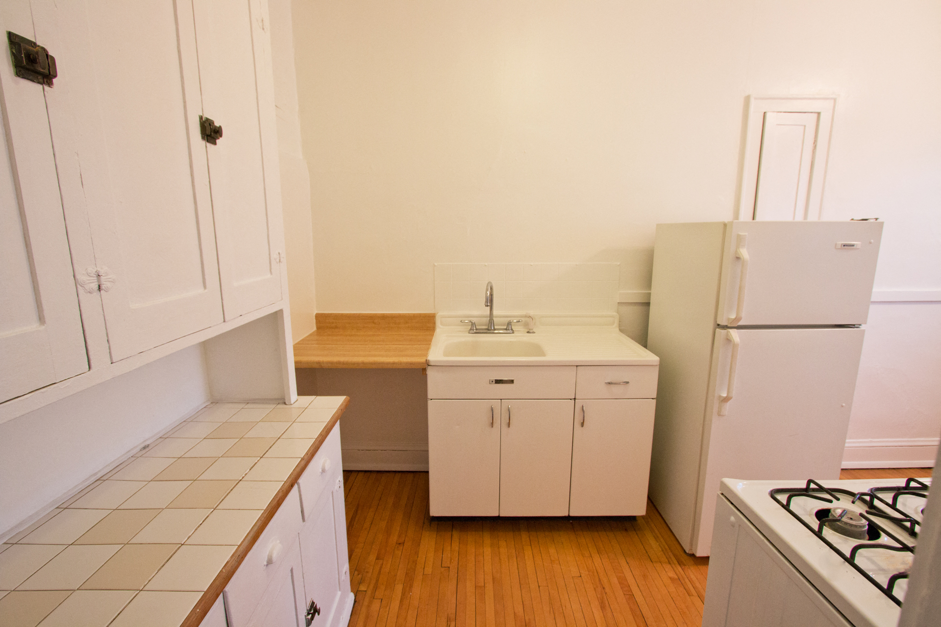 Grand & Dale Apartments studio