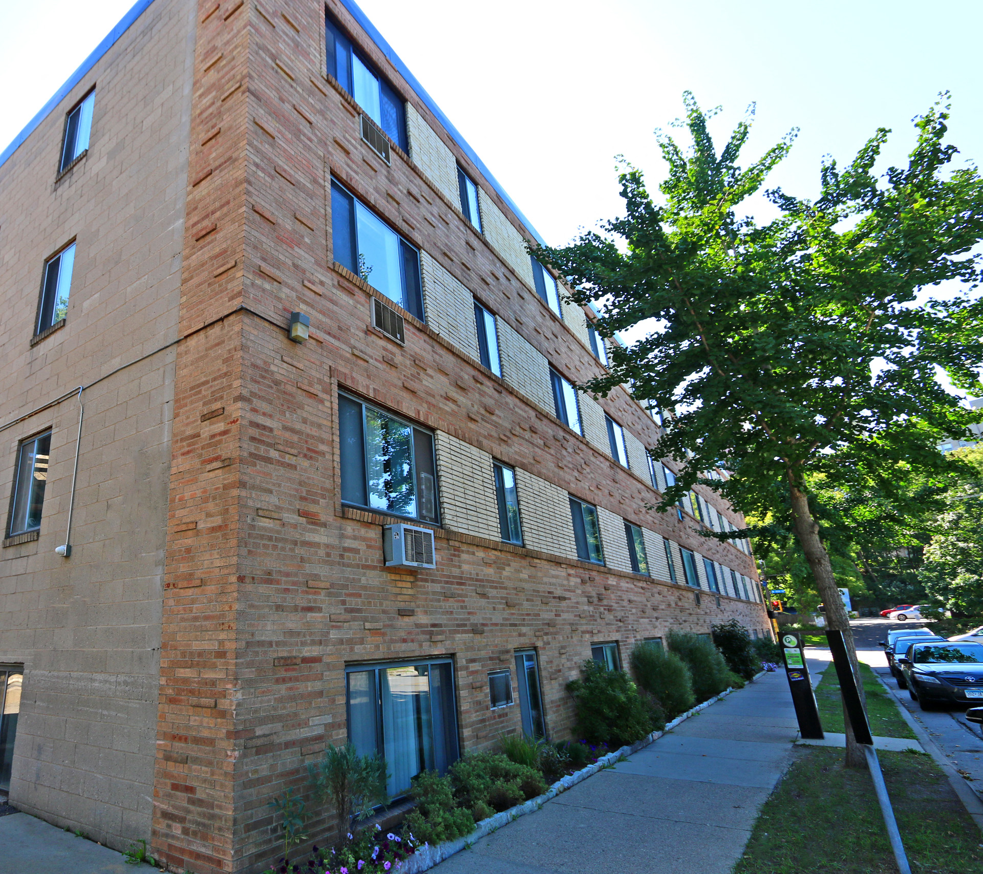 214 Place Apartments Exterior