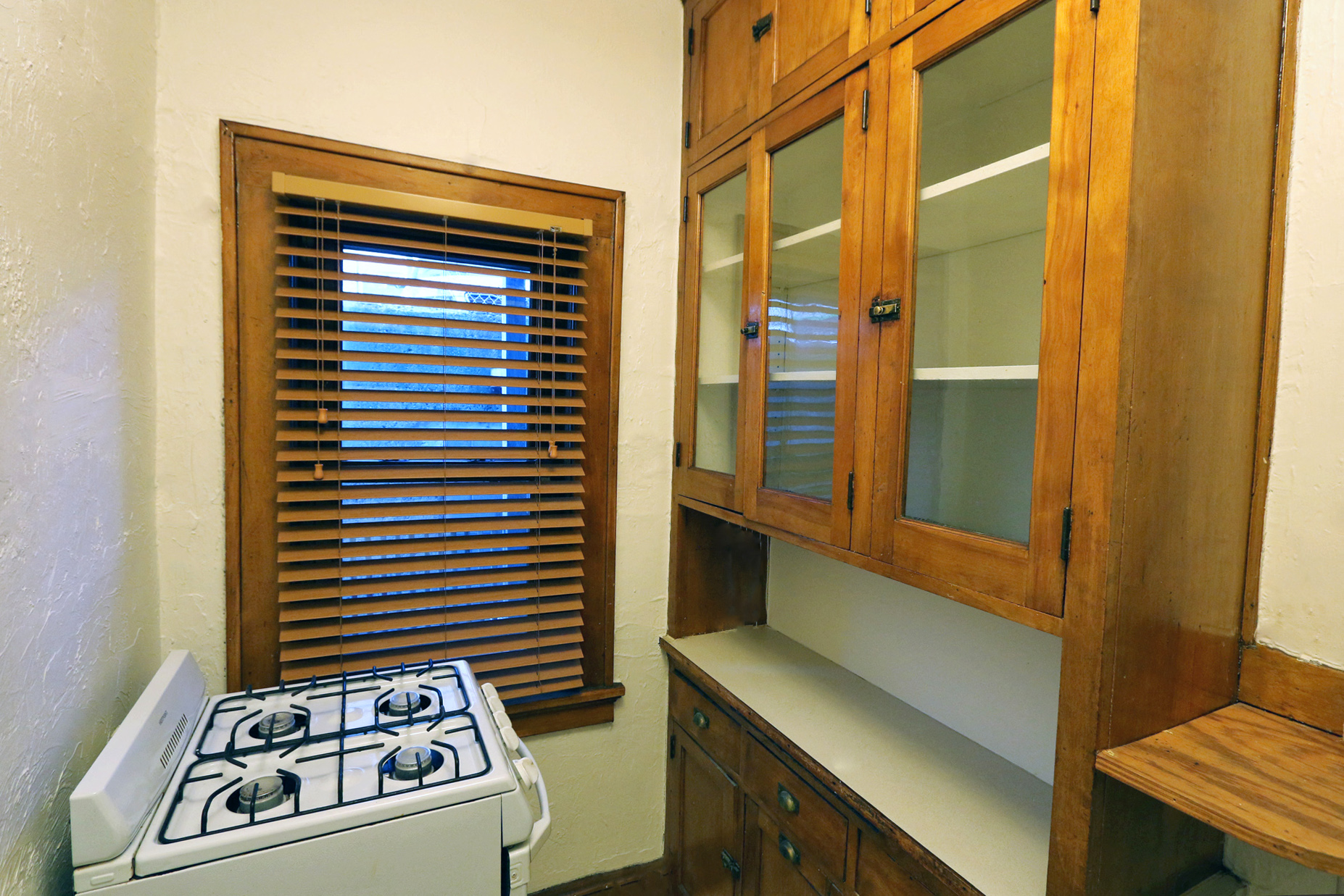 225 Place Apartments Interior