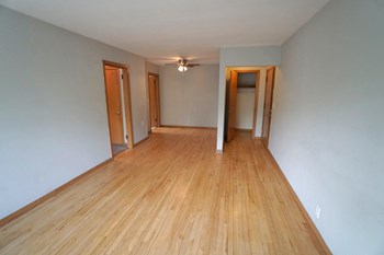 Highland Lane Highland Lane - Photo Gallery 2