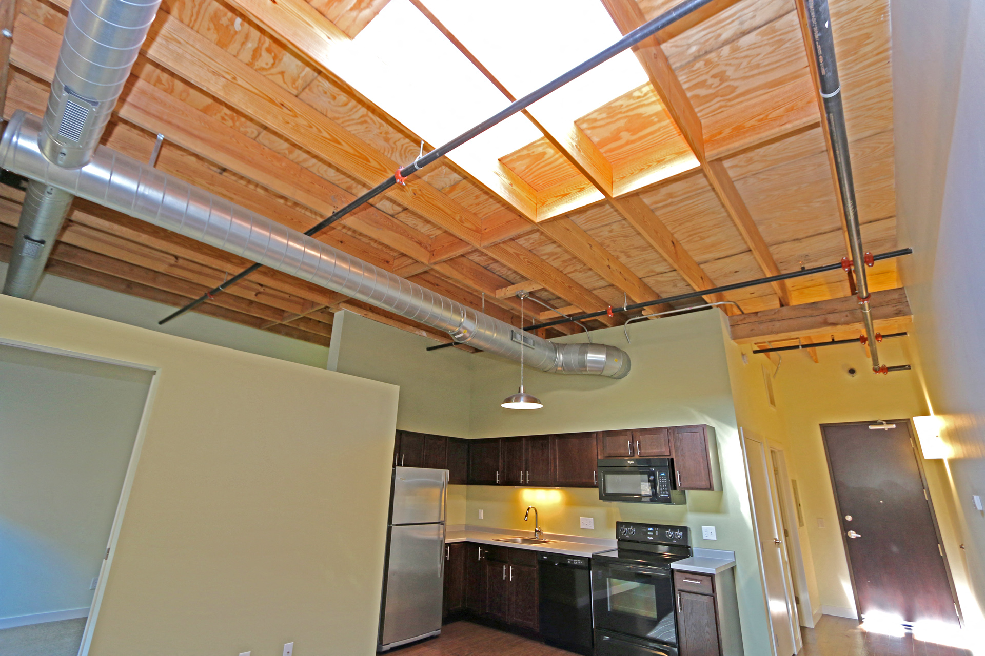 La Pompadour Apartments in Minneapolis