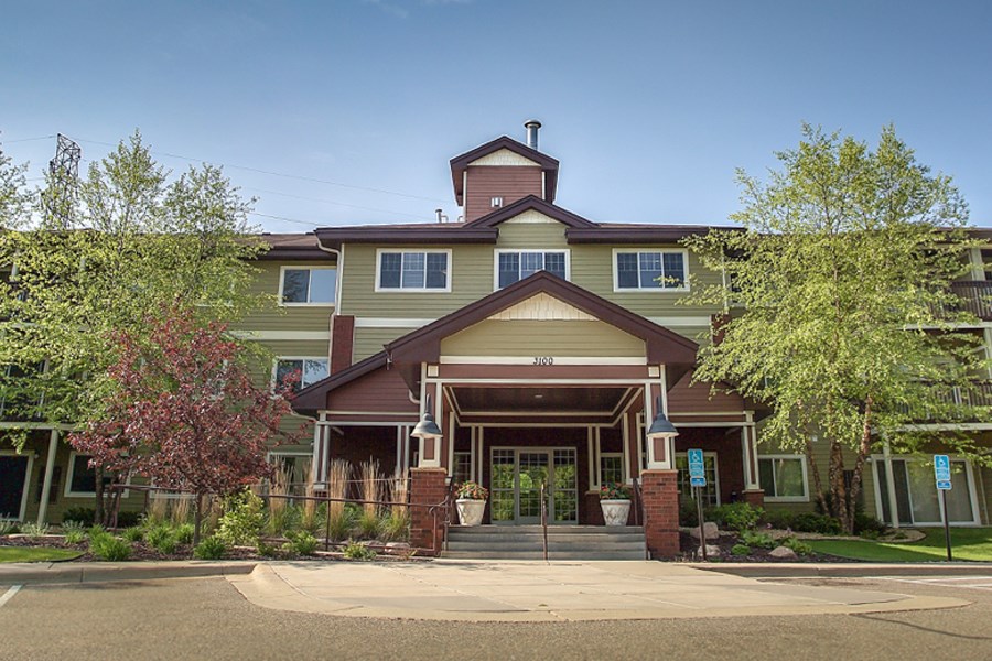 Lakewood Place Apartments, White Bear Lake, Minnesota