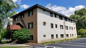 Minnehaha Apartments Minnehaha Apartments - Photo Gallery 4