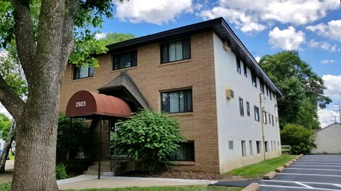 Minnehaha Apartments, Minneapolis, Minnesota