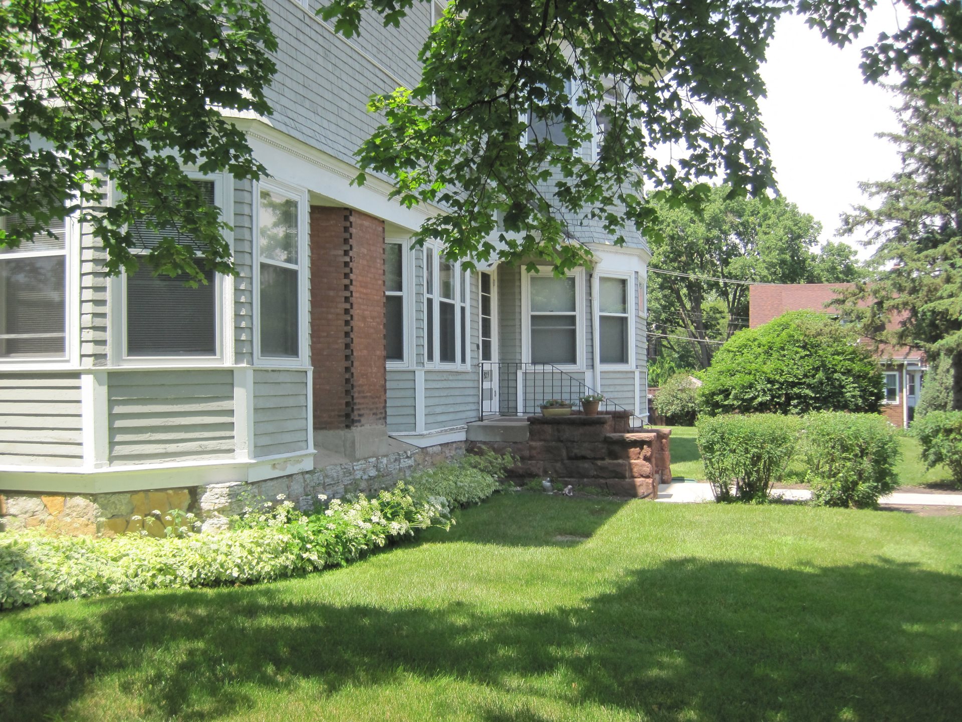 929 Summit Mansion, St Paul