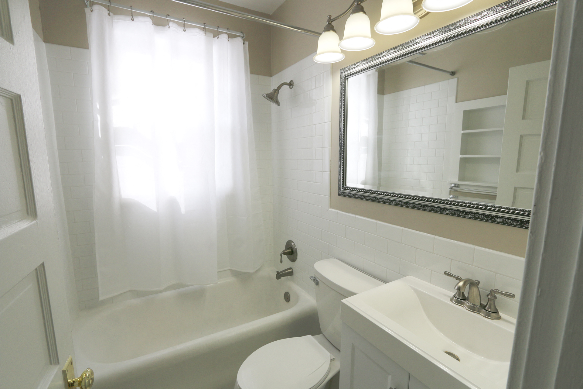 929 Summit Ave Carriage House, St Paul