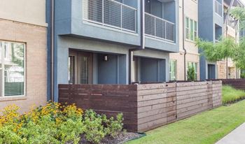 Private Yards in Select Apartments at Berkshire Medical District, Dallas, 75219