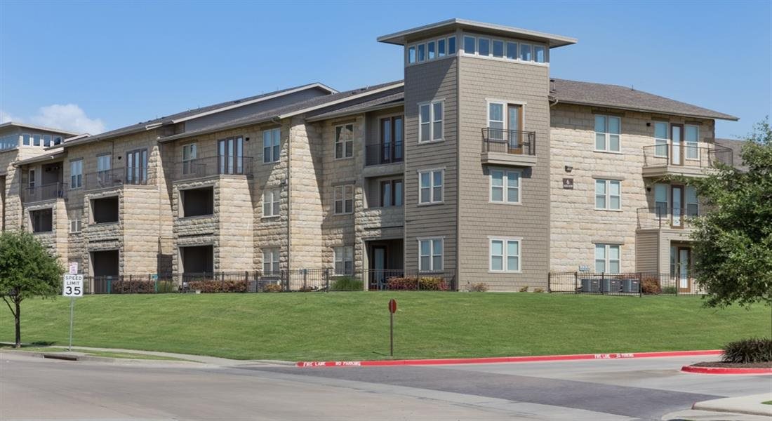 Apartments for Rent in Richardson, TX | The Pradera