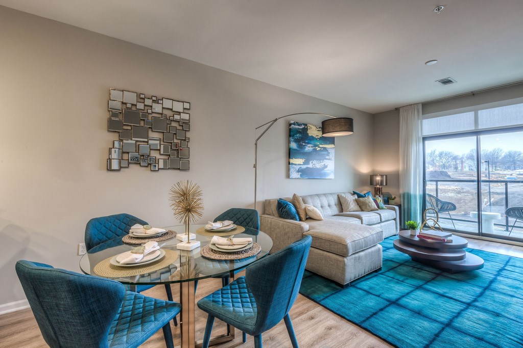 Dining With Kitchen at The Royale at CityPlace, Overland Park