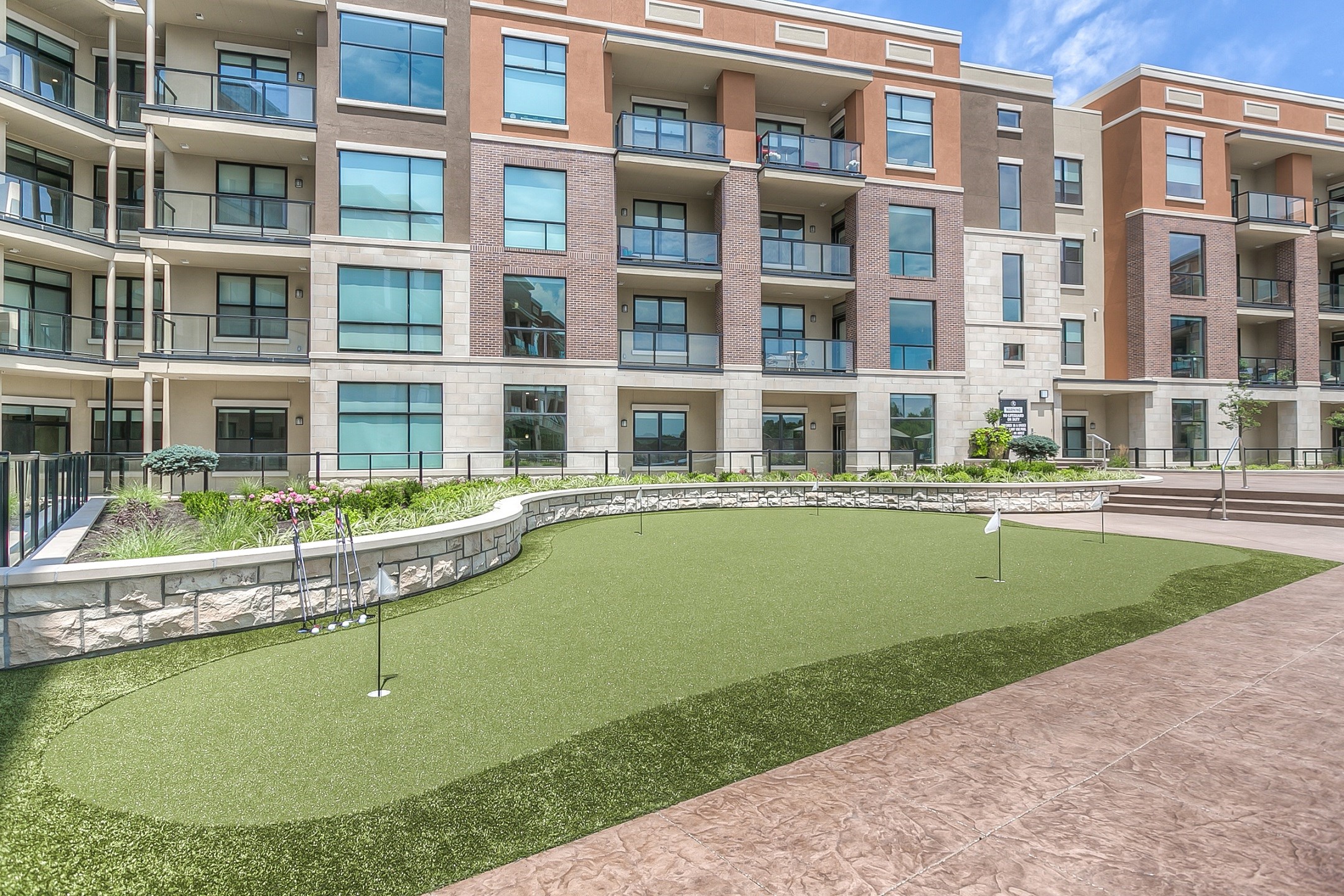The Royale At CityPlace Apartments, 10501 W 113th Street, Overland Park