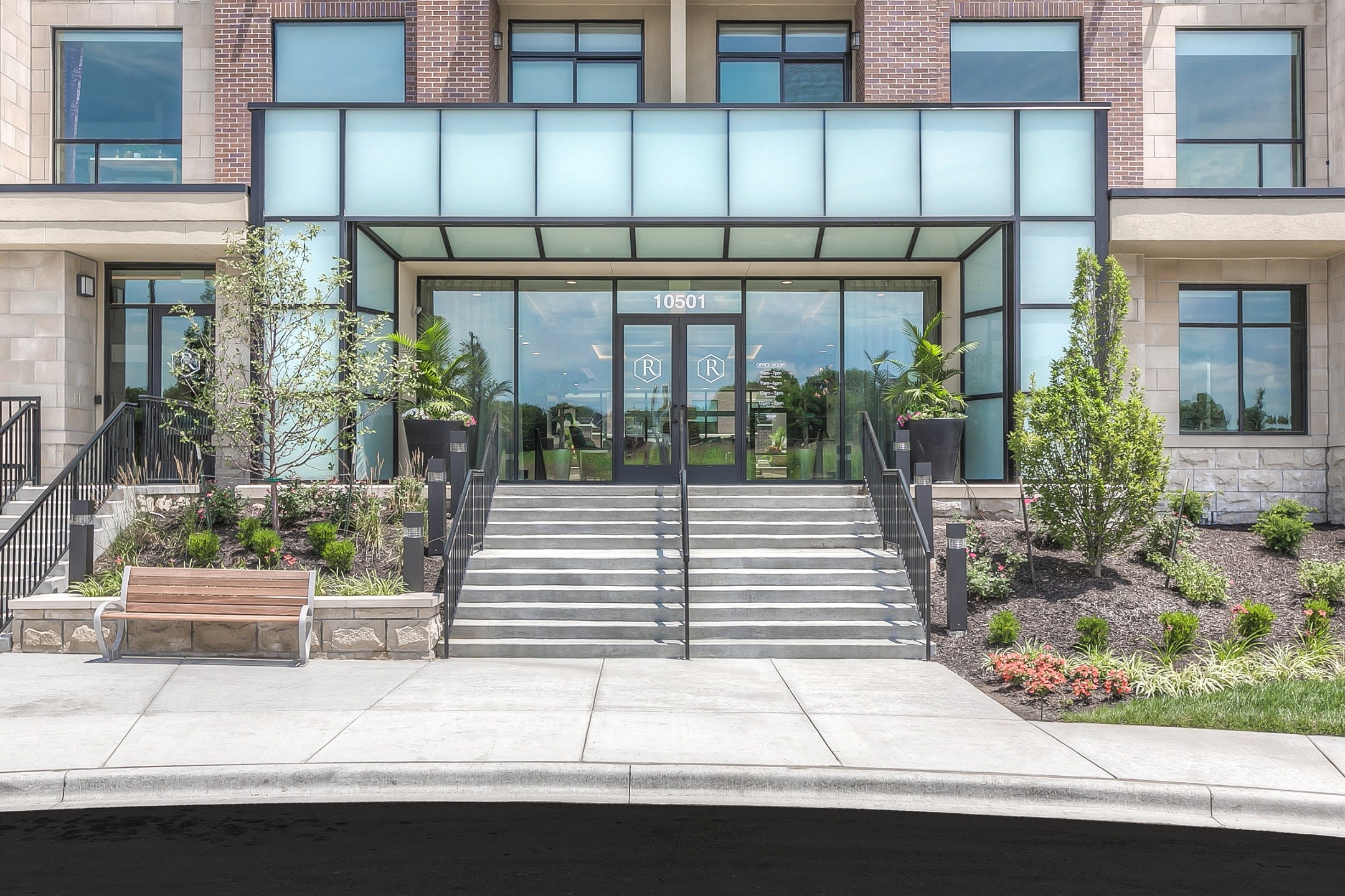 The Royale At CityPlace Apartments, 10501 W 113th Street, Overland Park