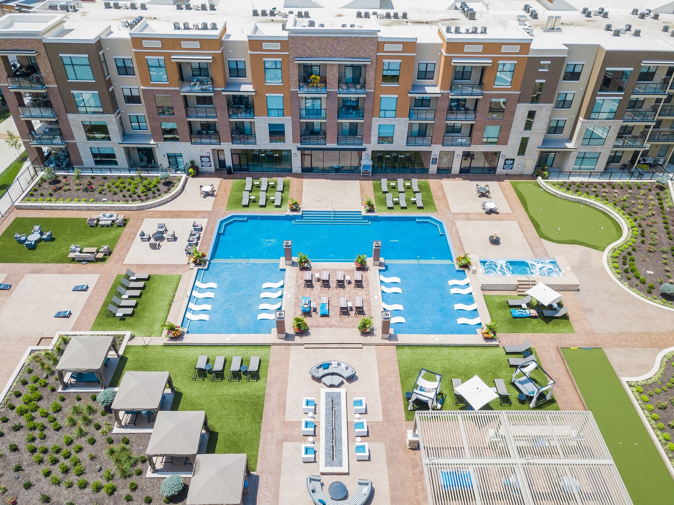 The Royale at CityPlace best new Apartments in Overland Park, Kansas