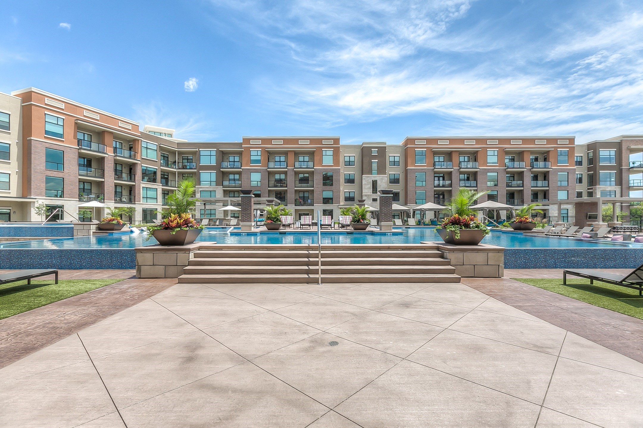 25 Best Luxury Apartments in Overland Park, KS (with photos) | RENTCafé