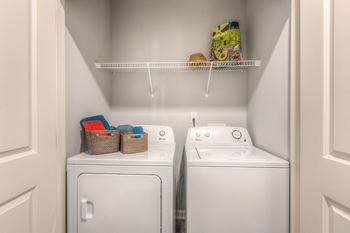 Full-Size Washer/Dryers