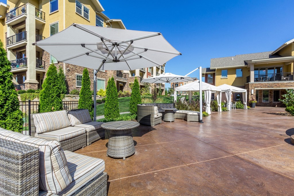 Courtyard Patio at WaterCrest at City Center, Lenexa, KS, 66219