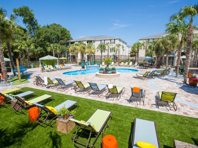 Grande View Apartments, 151 Grande View Drive, Biloxi, MS