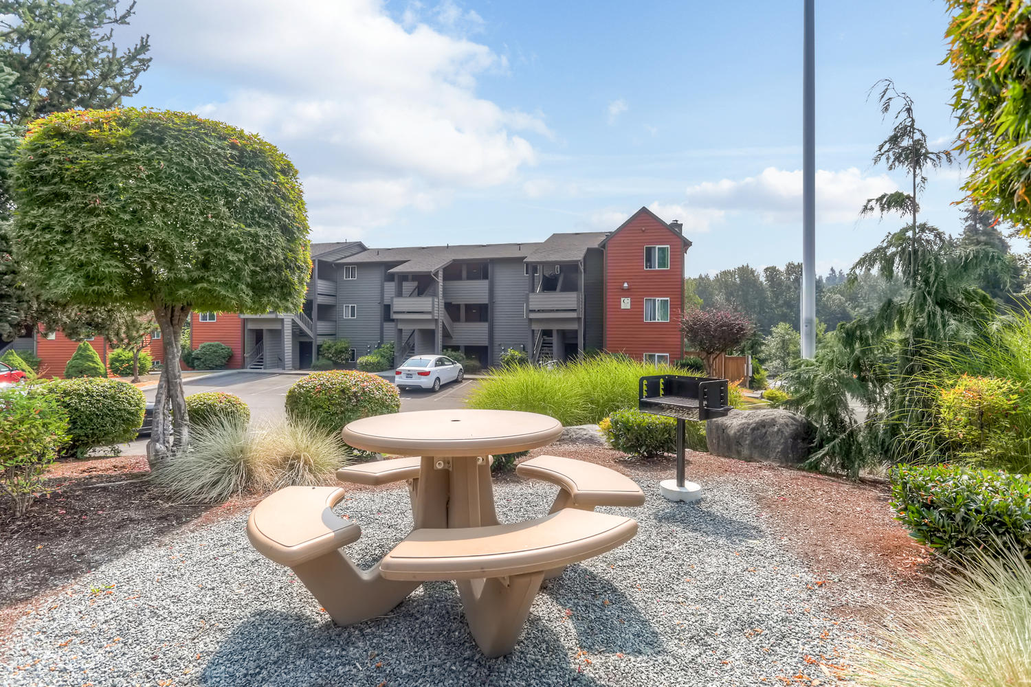 Apartments for Rent in Tukwila WA Courtyard at South Station