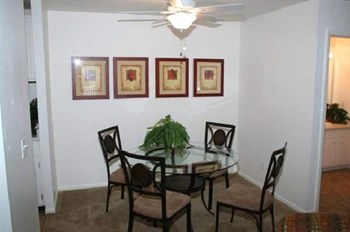 2001 Greenway Cross 1-2 Beds Apartment for Rent - Photo Gallery 3