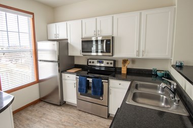 Kitchen at Norhardt Crossing Apartments in Brookfield, WI