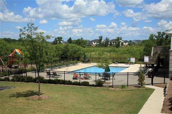 Saddle Brook Apartments