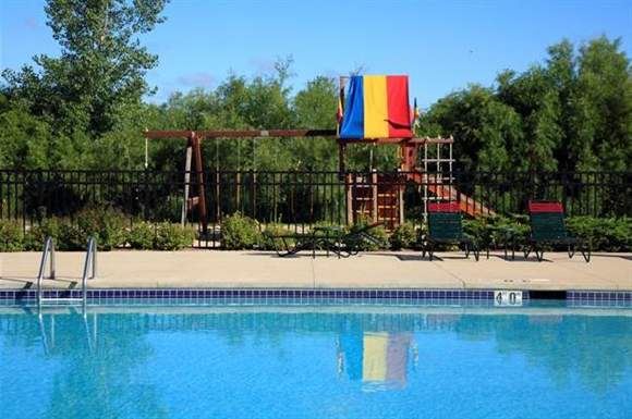 Saddle Brook Apartments