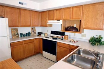 5440 Congress Avenue 1-3 Beds Apartment for Rent - Photo Gallery 4