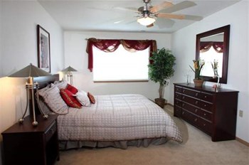5440 Congress Avenue 1-3 Beds Apartment for Rent - Photo Gallery 6