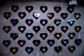 heart wall apartments in east austin - Photo Gallery 4