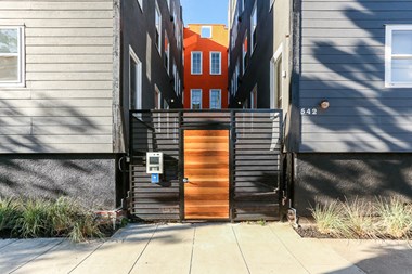 553 Sycamore Street Studio-1 Bed Apartment for Rent