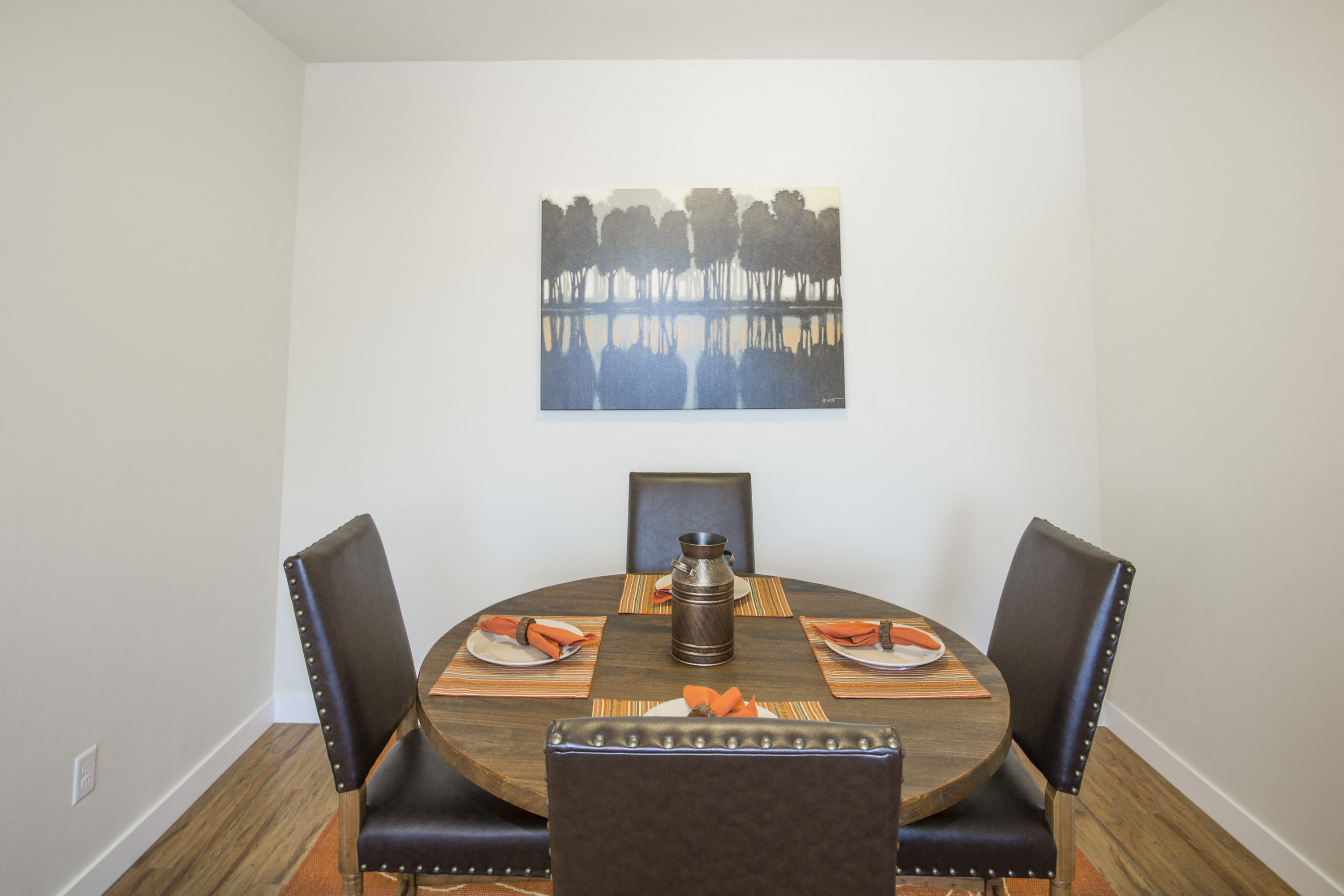 Image of hardwood dining room