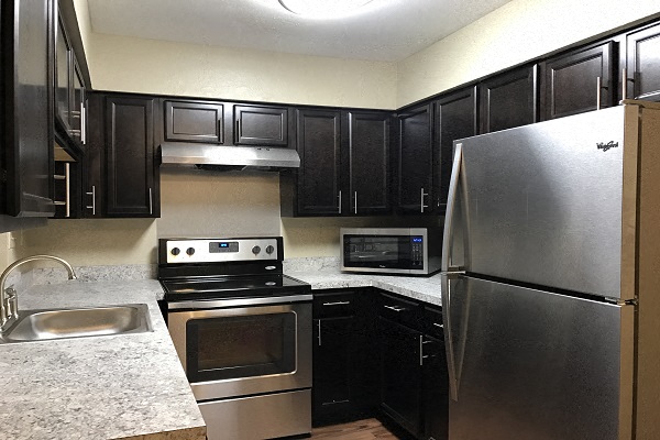 Shadowood Apartments