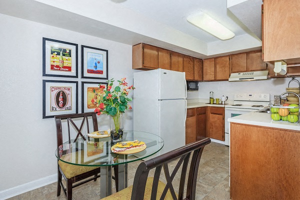 Shadowood Apartments