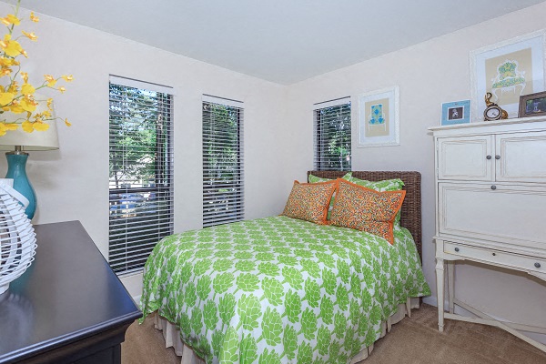 Shadowood Apartments