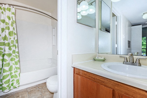 Shadowood Apartments