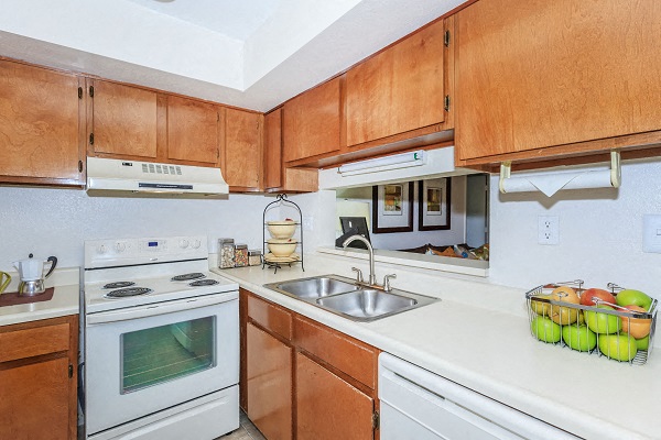 Shadowood Apartments