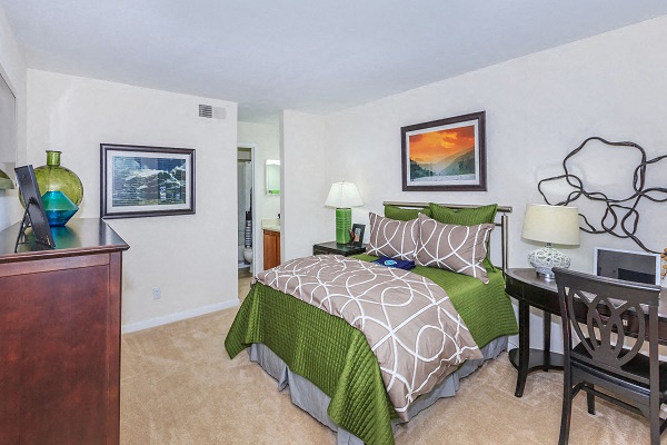 Shadowood Apartments