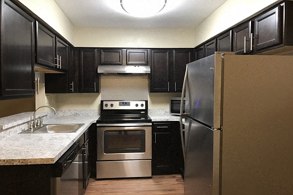 Shadowood Apartments