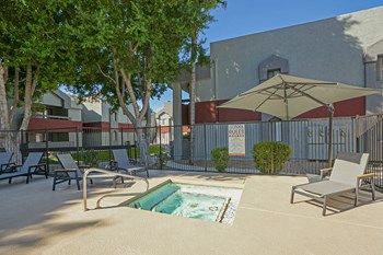 922 S. Longmore 1-2 Beds Apartment for Rent - Photo Gallery 22
